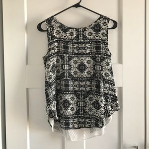 Flowy black and white Renee C. Tank